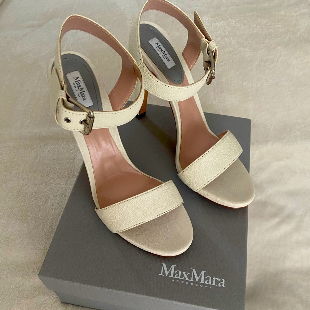 Leather high hills sandals, brand new, box and dust bag.